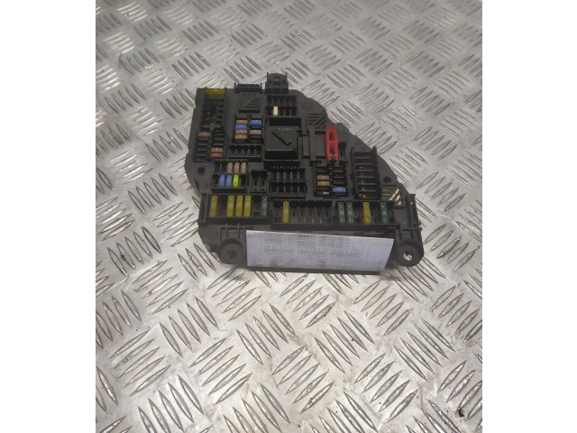 Блок предохранителей 9259468 BMW X3 F25