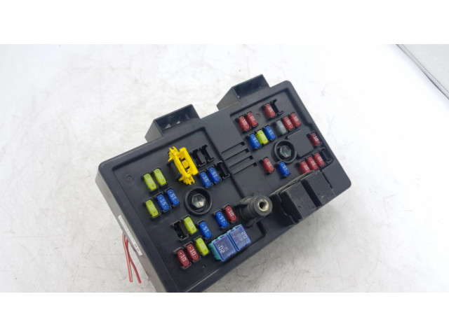 Pojistková skříňka 96821082 Chevrolet Captiva 2012