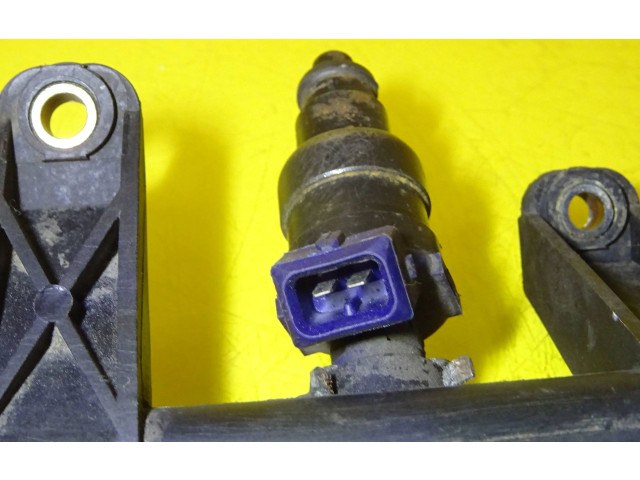 Топливная рампа 7700273495, 0280160560   Renault Scenic I  