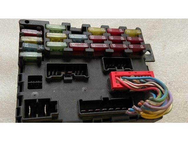 Pojistková skříňka 46447809 Alfa Romeo 156 2000