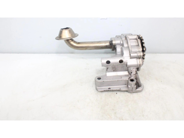 Масляный насос   03D115105  Skoda Fabia Mk2 (5J) 