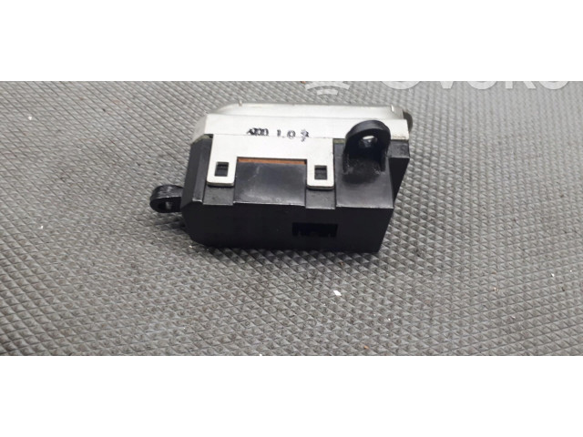 Дисплей Hyundai Coupe