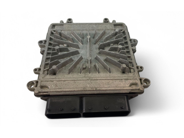 Блок управления двигателем Блок управления 30785100AB, 0281012765   Volvo V70