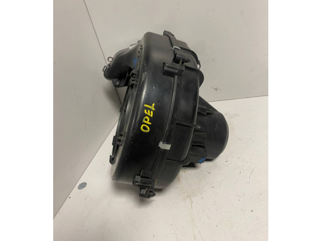 Вентилятор печки 13149484, 560961104 Opel Meriva A