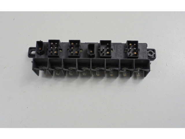 Pojistková skříňka 4A0941822, 4A0941822 Audi A6 S6 C4 4A 1996