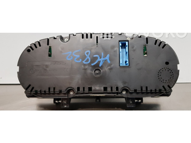 Панель приборов 2K0920875L Volkswagen Caddy