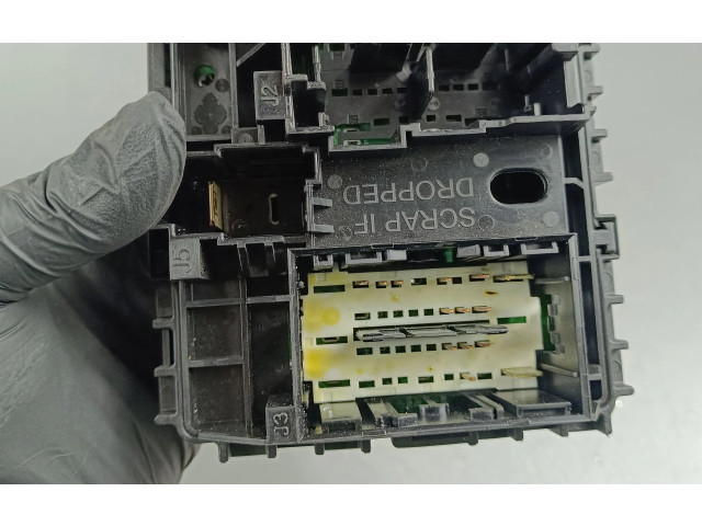 Блок предохранителей 68347016AD Jeep Grand Cherokee WL