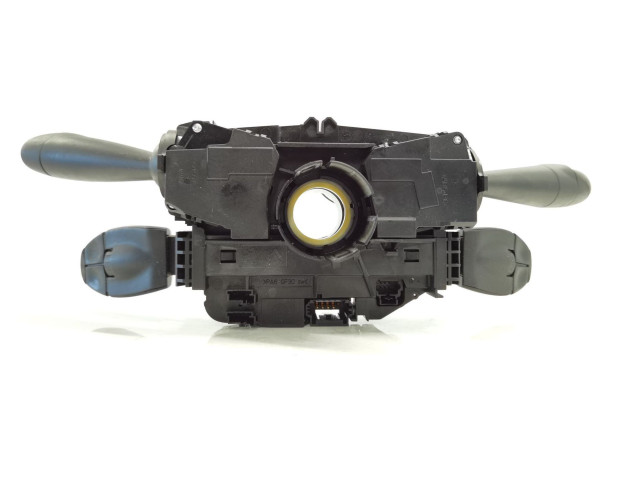 Ручка стеклоочистителей 96773911XT   Peugeot 5008