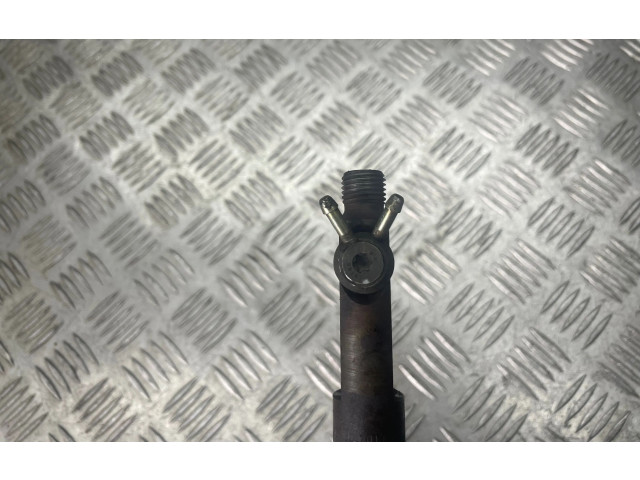 Форсунка 046130201F    Volvo V70   