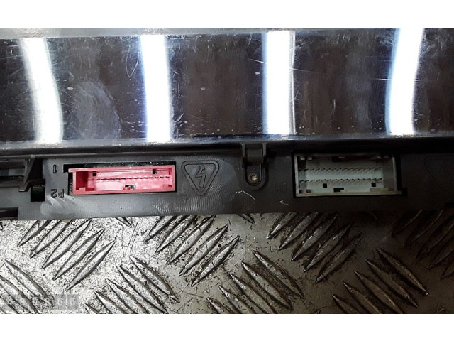 Přístrojová deska Renault Scenic RX 2005 p8200461294h