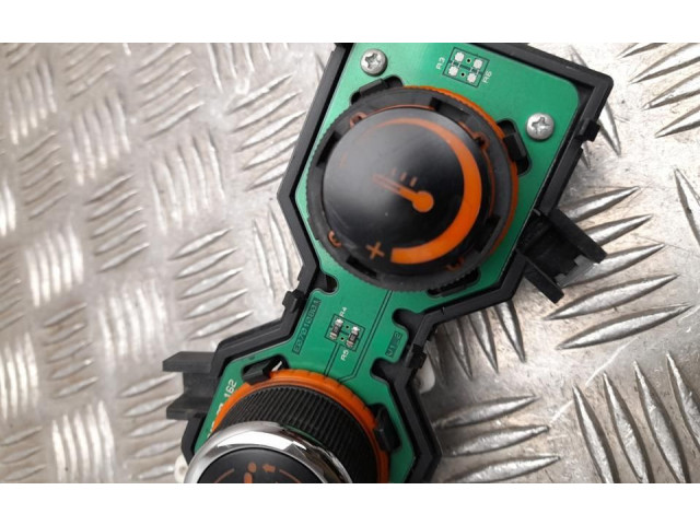 Блок управления климат-контролем E07010801, Y1477 Ligier JS 50