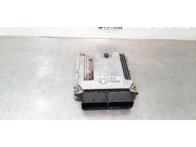 Блок управления двигателя 04L907309P Audi Q3 F3