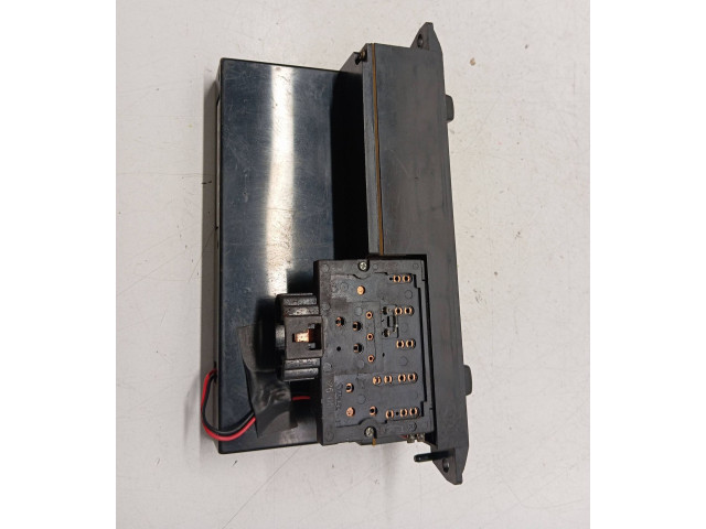 Блок управления климат-контролем Mazda 626