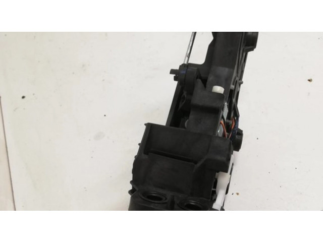 Механизм переключения передач (кулиса) (в салоне)