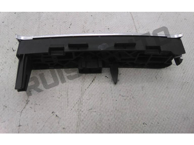 Дисплей    8K17134633Q7   Audi A5 Sportback 8TA