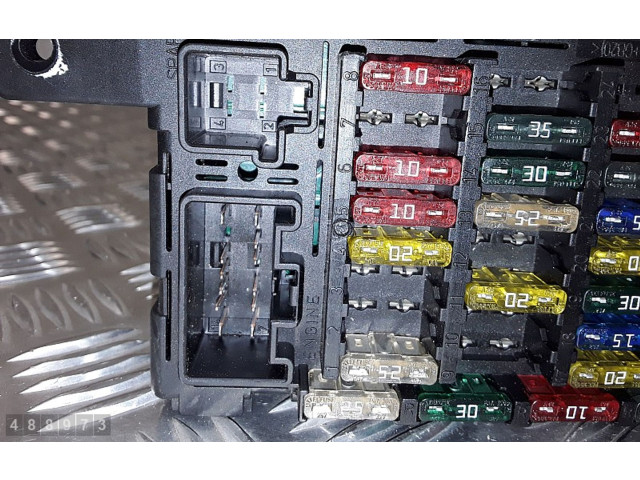 Блок предохранителей 518828108   Volvo XC90    
