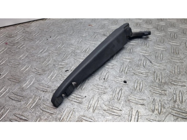 Ножка стеклоочистителя заднего стекла