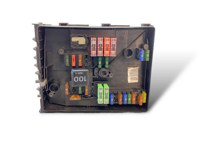 Блок предохранителей 1K0937125A, 017183071 Audi A3 S3 A3 Sportback 8P