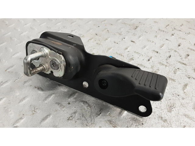 Zámek zadních dveří 9832090680 Citroen Berlingo 2020