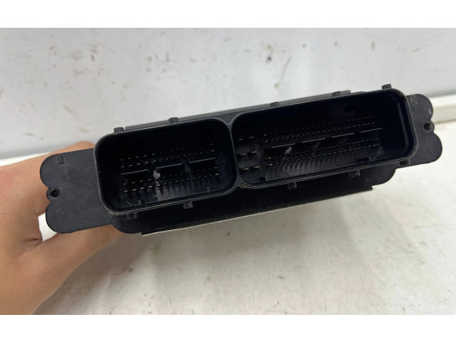 Řídící jednotka 04e907309a, 0261s07726   Volkswagen Caddy 2015