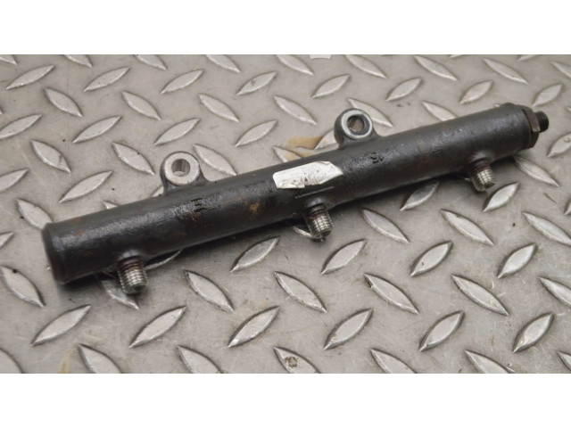 Топливная рампа Jaguar XJ X350 2.7 для двигателя AJD