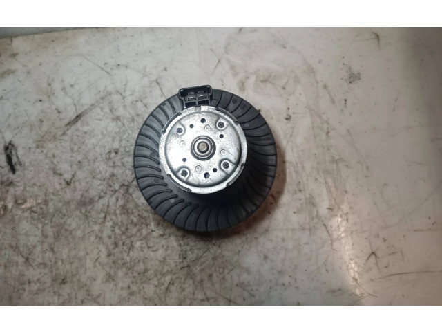 Вентилятор печки    0130101100   BMW X3 E83