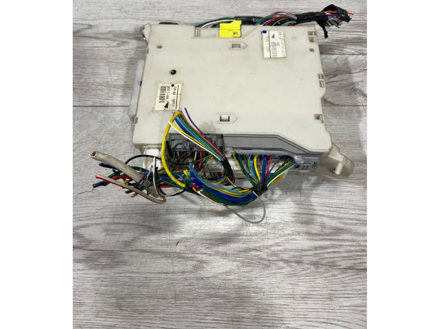 Pojistková skříňka 8273030282, 701080077 Lexus GS 300 350 430 450H 2007