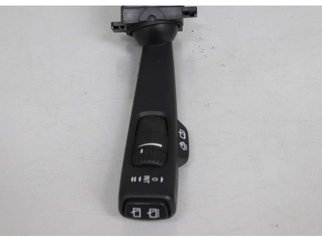 Ручка стеклоочистителей 31275359 Volvo V70