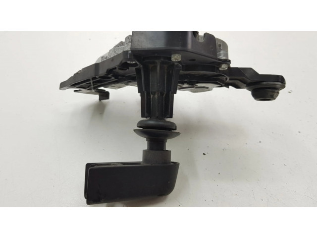 Моторчик заднего дворника 9678423580A Peugeot 2008 I