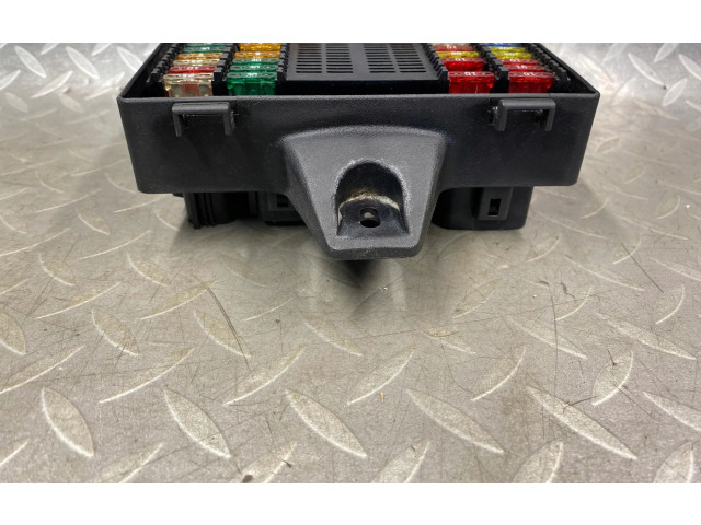 Pojistková skříňka Aston Martin DB9 2009