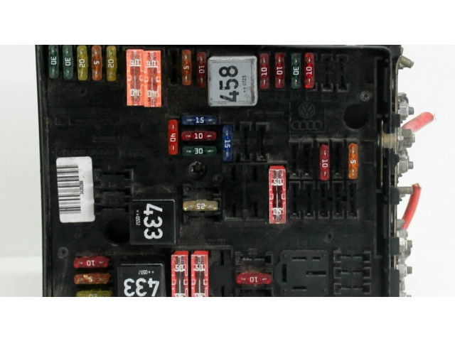 Pojistková skříňka 1K0937124H Audi A3 S3 8P 2004