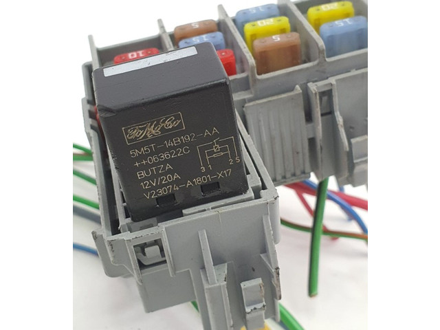 Блок предохранителей     Volvo XC90    