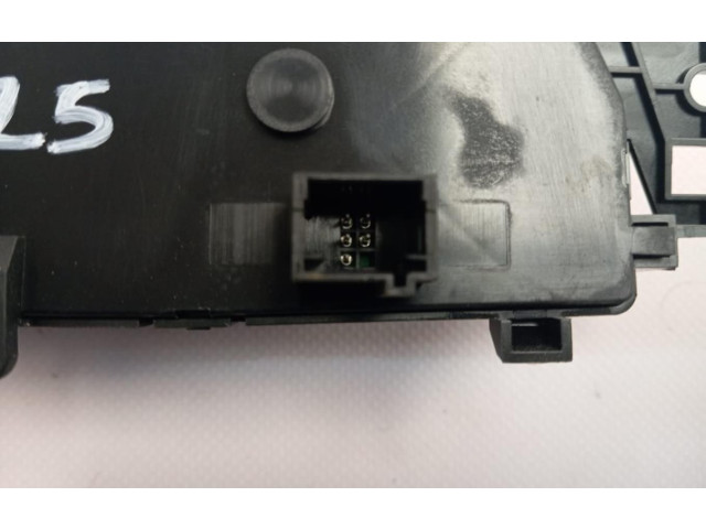 Блок управления климат-контролем 98340409ZD Opel Combo D