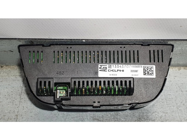 Блок управления климат-контролем 13343707, 28265987 Opel Astra J