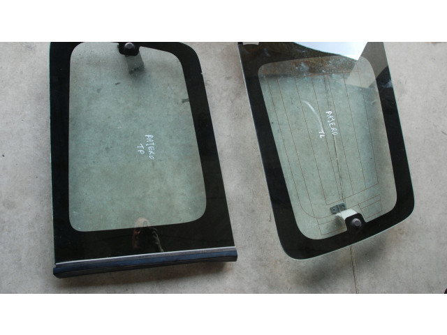 Přístrojová deska Mitsubishi Pajero 2004 200KM