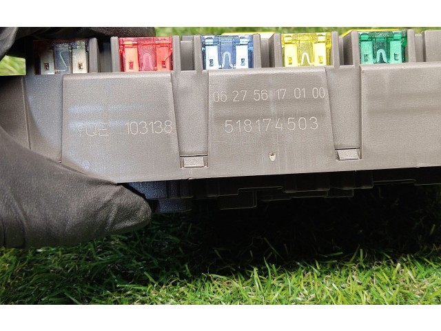 Блок предохранителей YQE103138, 518174503   Rover 75  