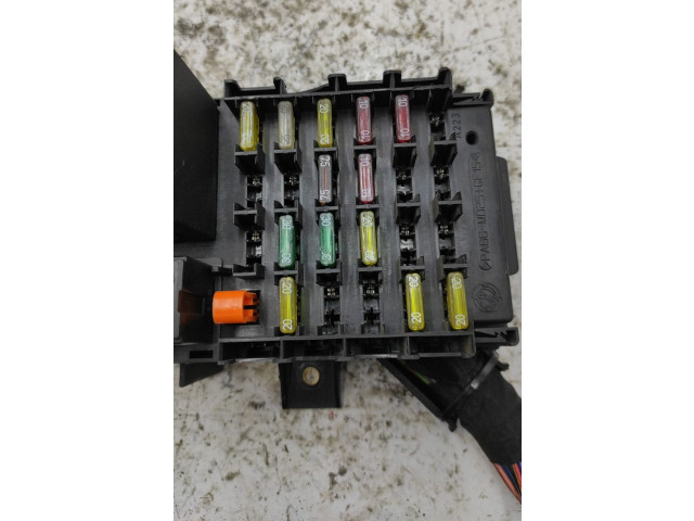 Pojistková skříňka Lancia Thesis 2007