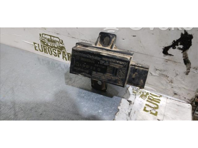 Блок предохранителей 56053034AC, A001827510102   Jeep Grand Cherokee    