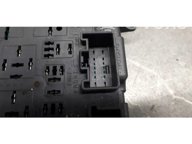 Блок предохранителей 518826003 Volvo XC90