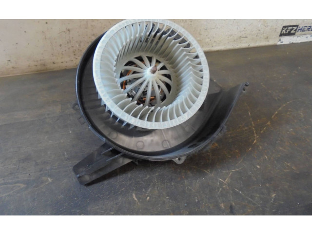 Вентилятор печки    6R1819015A, 6R1819015A   Skoda Fabia Mk2 (5J)