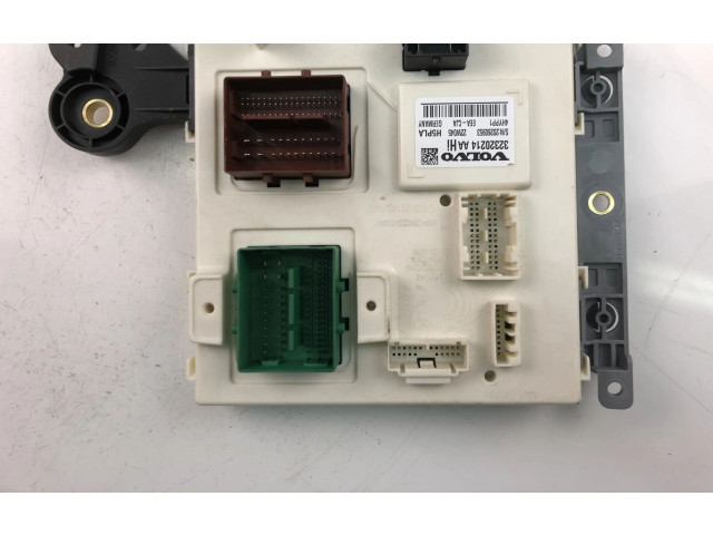 Блок комфорта 32320214AA Volvo XC40