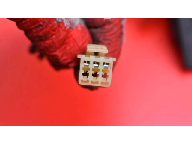 Зеркало электрическое        Subaru Forester SF  1998 - 2000 года   