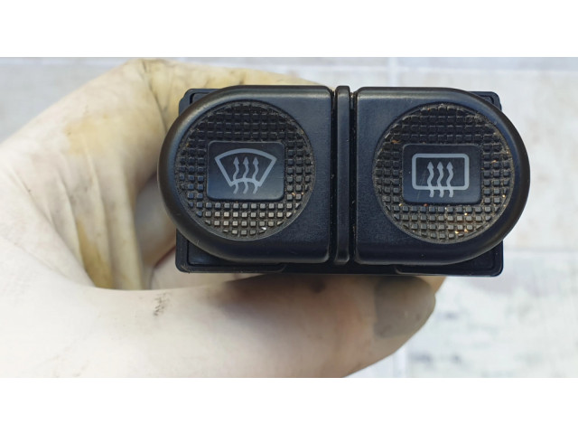 Включатель обогрева стекла с помощью электричества