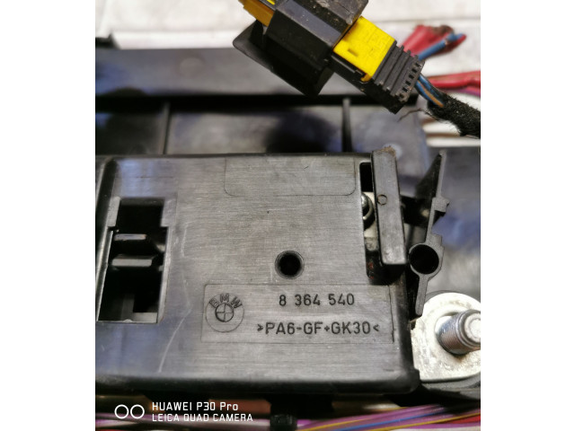 Блок предохранителей  8364530   BMW 3 E46    