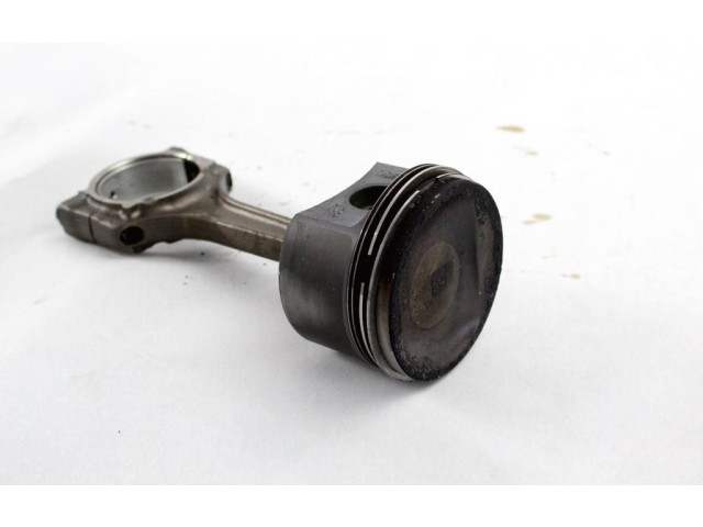 Píst 55277579 Audi Q8