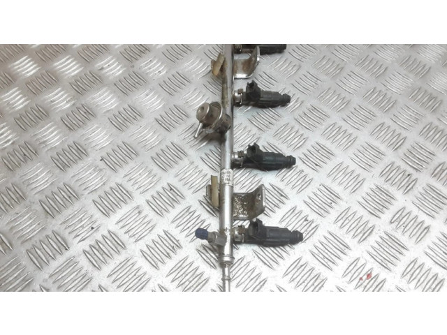 Vstřikovač 1S7G9D280BB Ford Mondeo Mk III pro benzínový motor 2.0