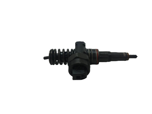 Форсунка 038130073J Skoda Fabia Mk1 (6Y) ATD