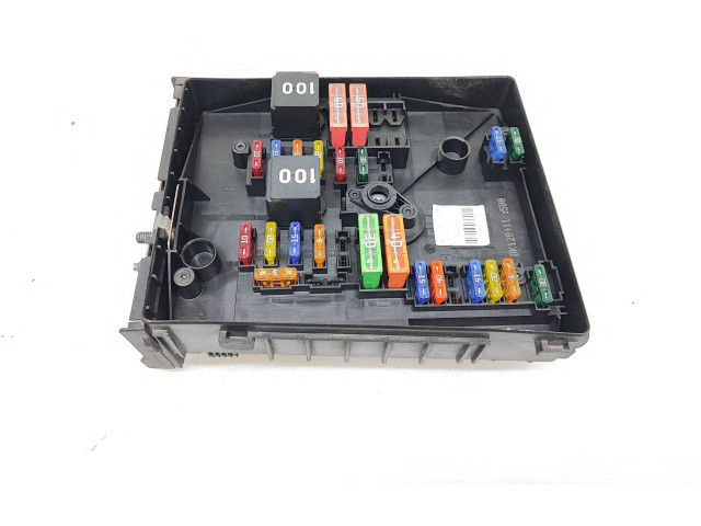 Блок предохранителей  1K0937125D, 1K0937118   Skoda Yeti (5L)    