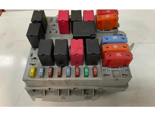 Блок предохранителей 51742420, 51742420   Alfa Romeo GT    