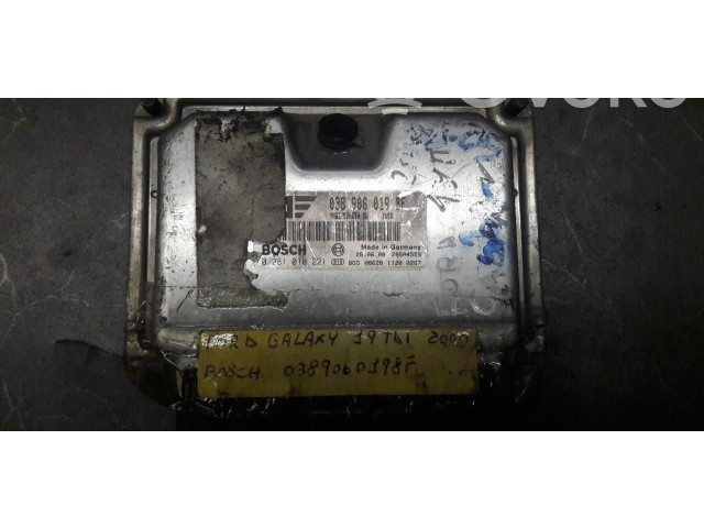 Блок управления двигателем Блок управления 0281010221 Ford Galaxy
